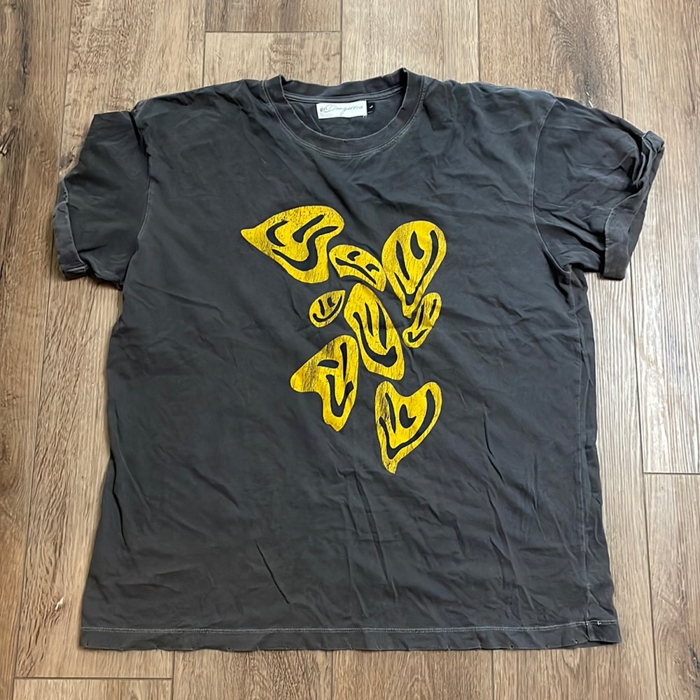 Black revolve t shirt with yellow smiley faces